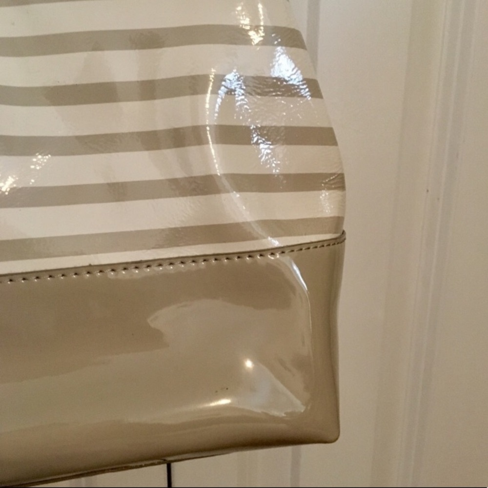 Kate Spade Striped Shoulder Bag with Chain Straps - Picture 2 of 7